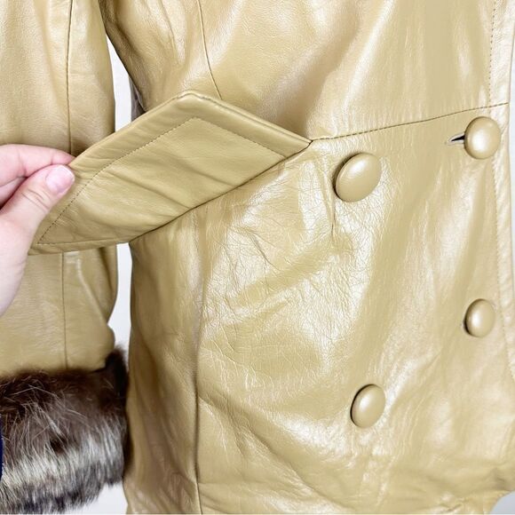 1970s Vntg Leather Double Breasted Raccoon Fur Trim Penny Lane Coat Jacket Mob - Picture 3 of 10